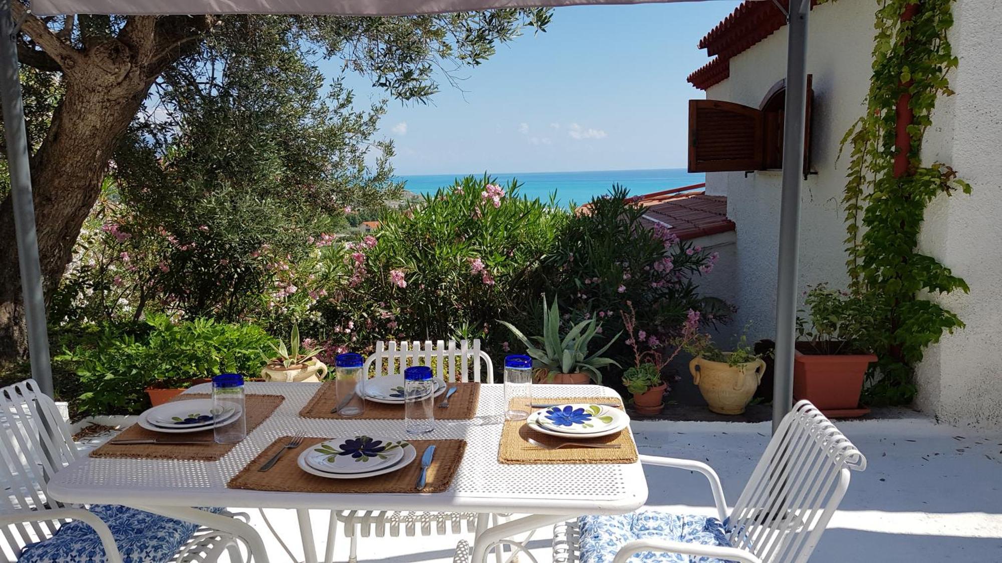 Anna - Mansarda Vista Mare Con Giardino E Patio *